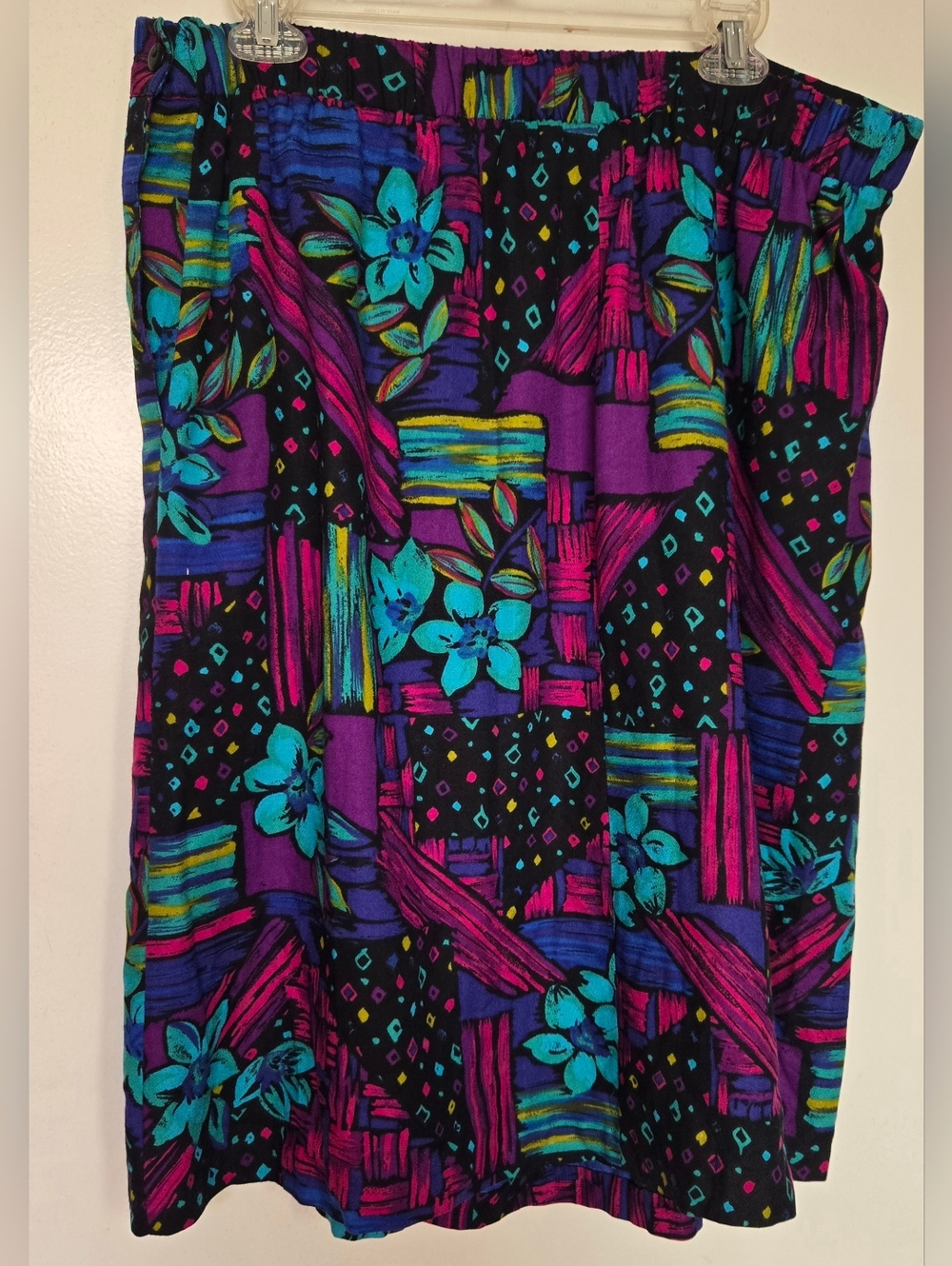 Vintage Funky Print Midi Skirt